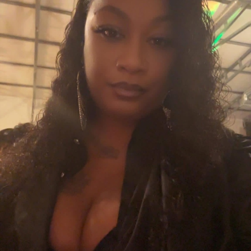 Meet your Posher, Latasha